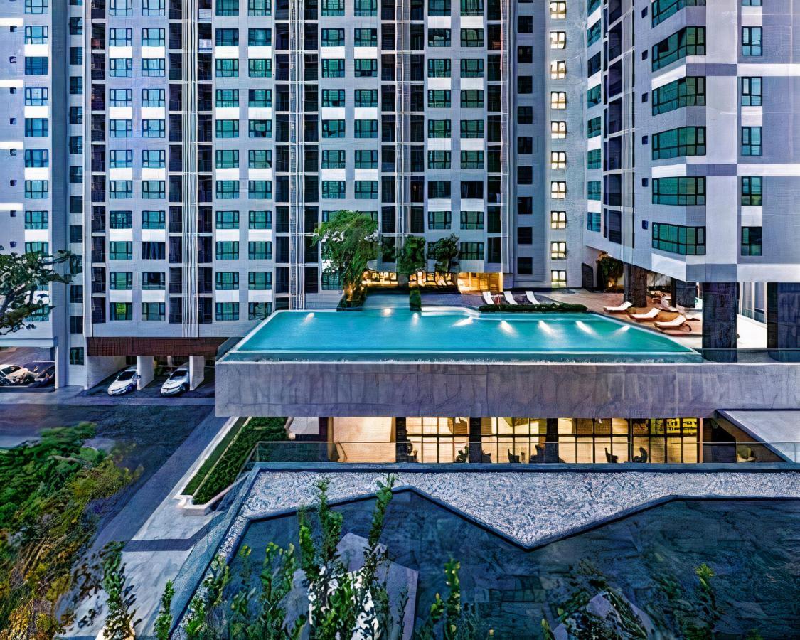 The Base Central Pattaya Luaran gambar