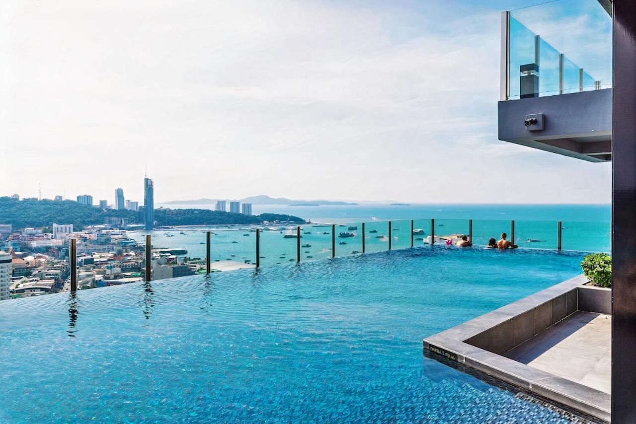 The Base Central Pattaya Luaran gambar